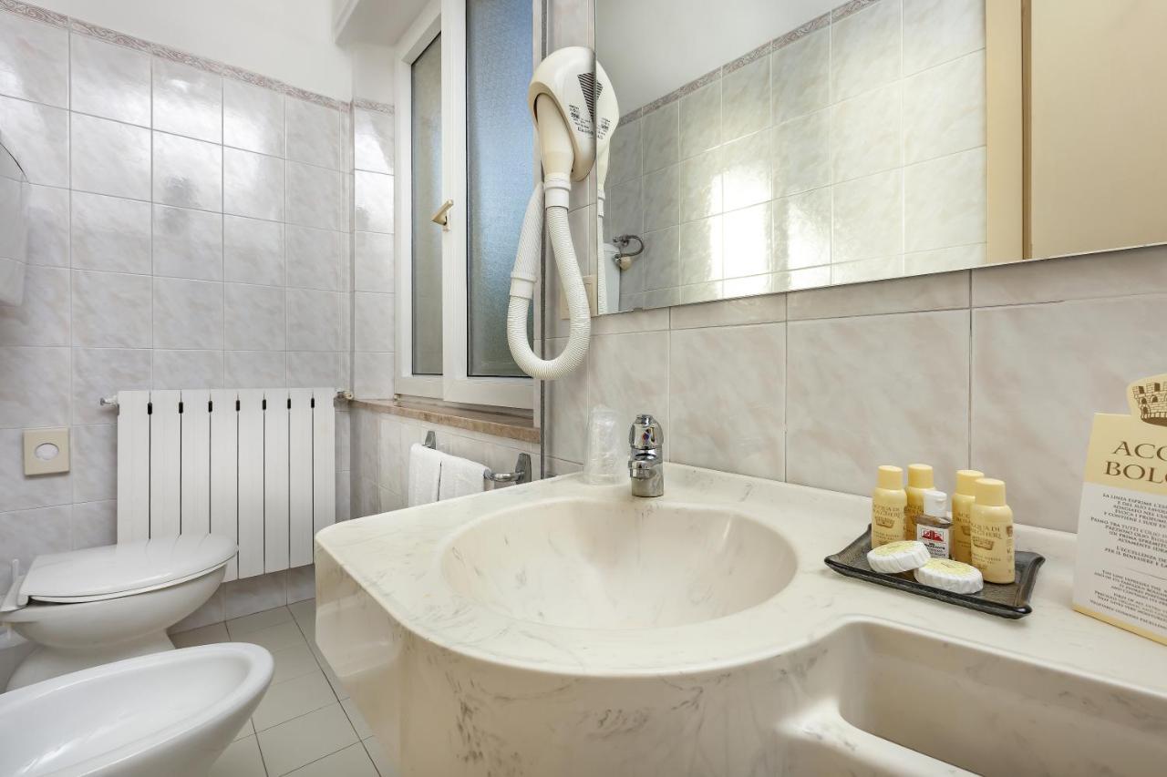 רימיני Ariminum Hotel מראה חיצוני תמונה